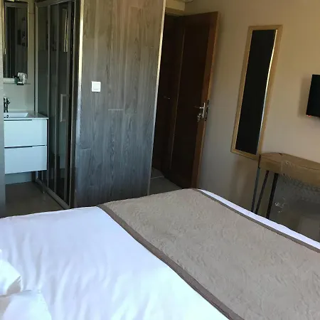 Le Montana Hotel