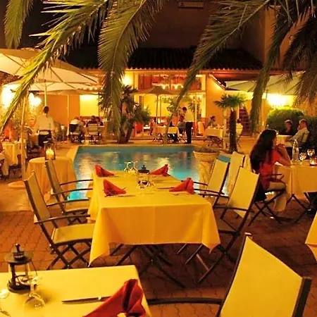 Hotel Le Montana 3*