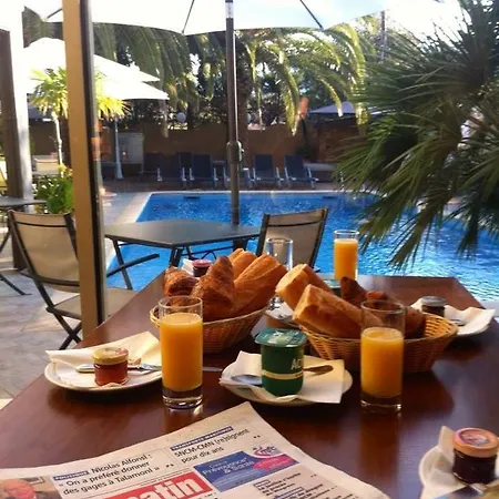 Le Montana Hotell 3*